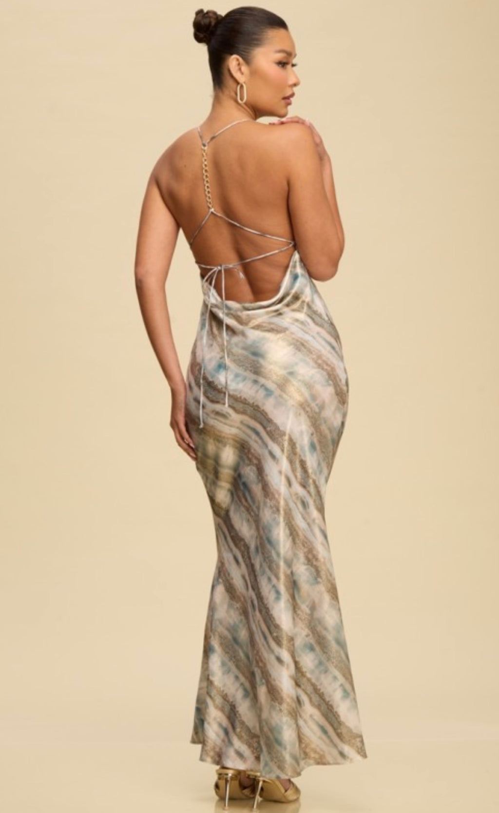 Resort Marble Halter Maxi Dress – Gold