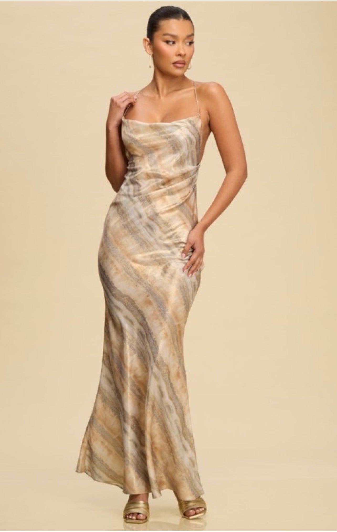 Resort Marble Halter Maxi Dress – Gold