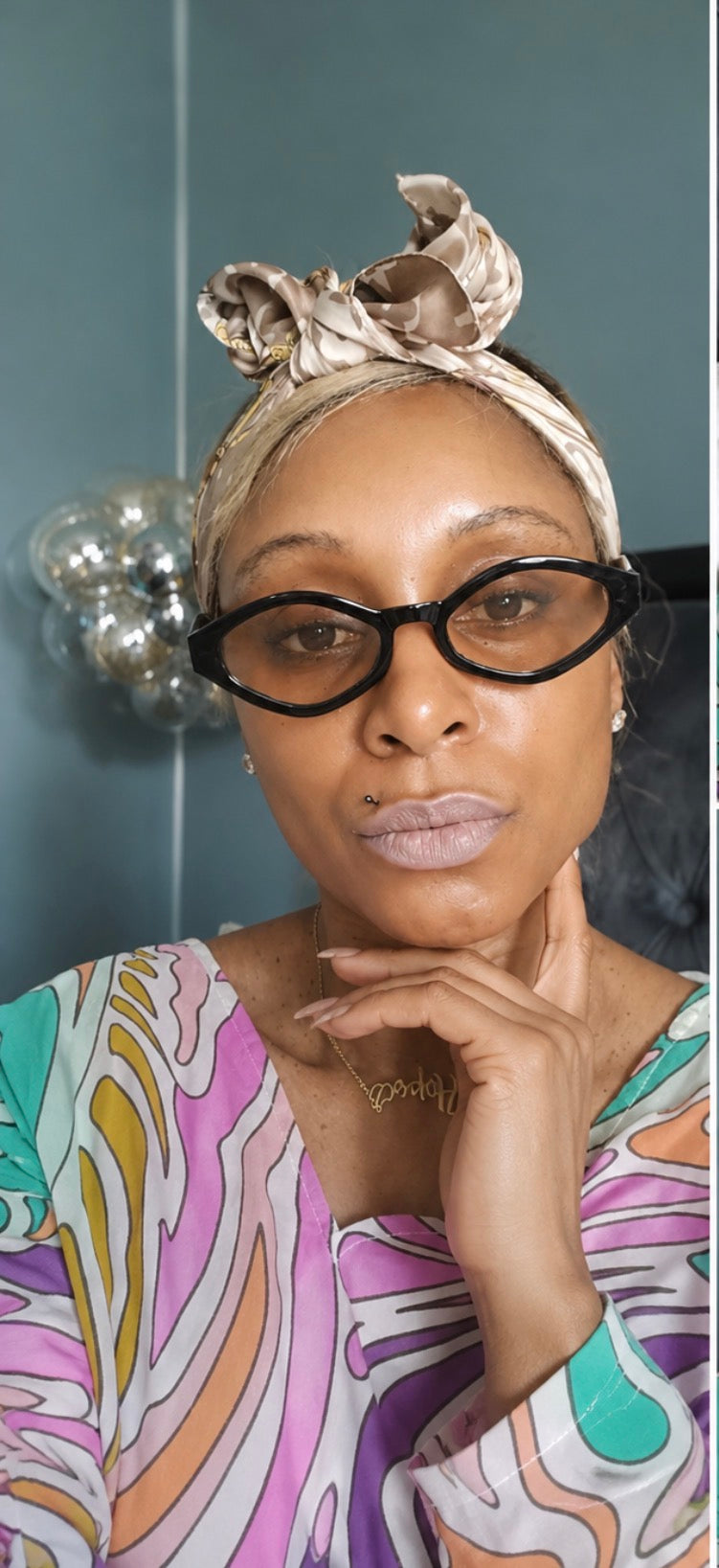 Amber Cat-Eye Sunglasses – Effortless Luxury Collection
